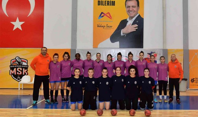 Mersin Büyükşehir Kadın Hentbol Takımı, Süper Lig yolunda