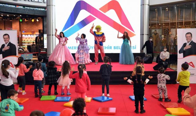 Mersin'de Sevgililer Günü etkinliği