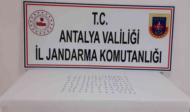 Mersin&#039;den getirdiği uyuşturucuları piyasaya sürmek isterken yakalandı