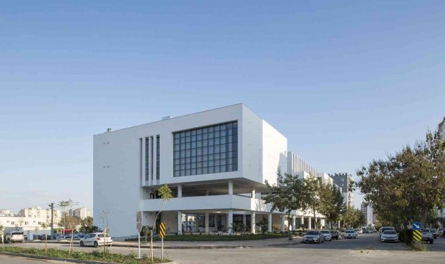 Mezitli Belediyesi Hizmet Binası, Mimarlar Odası Dergisinde