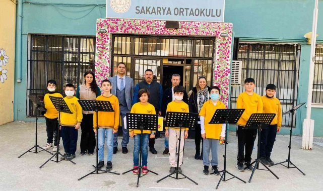 Milas Yörük Türkmen Kültür Derneği'nden müzik odasına destek