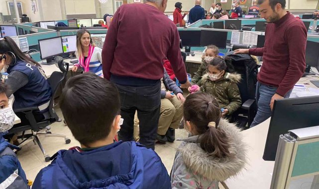 Minikler 112 Acil Çağrı Merkezini ziyaret etti