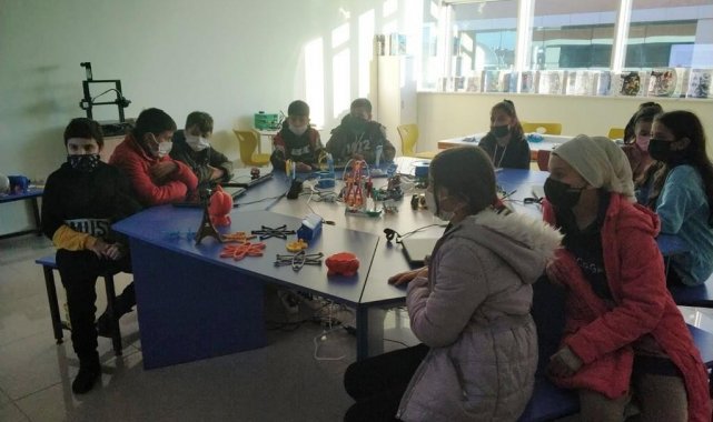 Minikler Genç Akademi'yi ziyaret etti