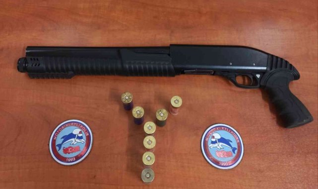 Motosikletli polisler 14 şüpheli yakaladı