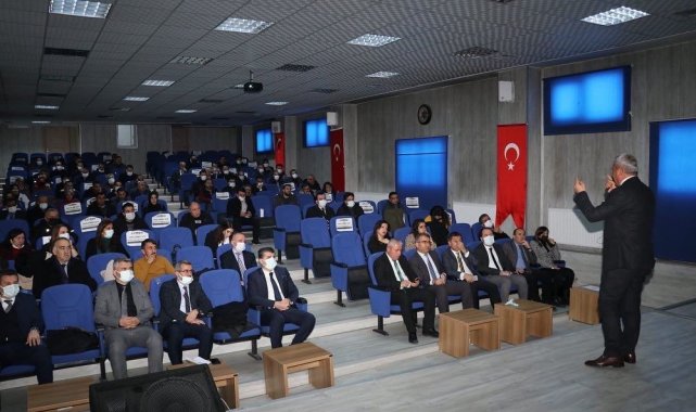 Müdür Gür: &quot;Yüz yüze eğitime devam edeceğiz&quot;