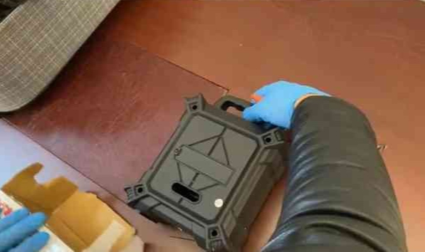 Muğla’nın Marmaris ilçesinde narkotik ekiplerinin otogarda yaptığı operasyonda şüpheli şahsın uyuşturucu maddeyi sakladığı yer şaşırttı.