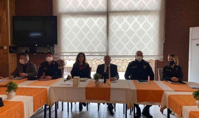 Muhtarlar sorunlarını anlattı