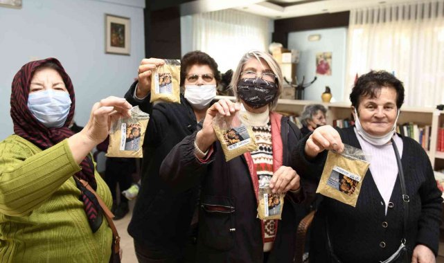 Muratpaşa'dan kıdemli kent sakinlerine şifa kaynağı zencefil