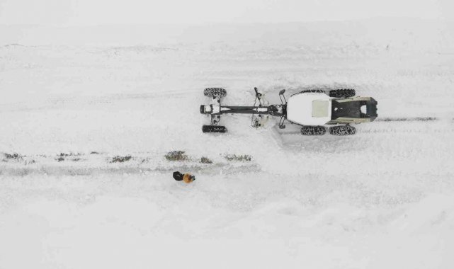 Muş'ta 23 köy yolu ulaşıma kapandı