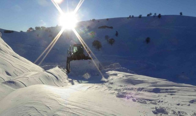 Muş&#039;ta 32 köy yolu ulaşıma kapandı