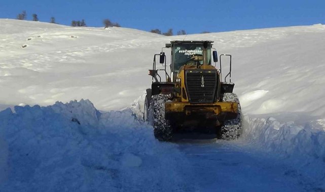 Muş&#039;ta 35 köy yolu ulaşıma kapandı
