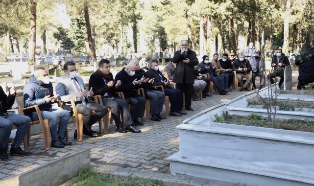 Mustafa Kemal Güneşdoğdu kabri başında dualarla anıldı