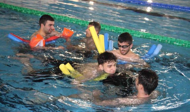 Mutlu Çarşamba ile yüzleri güldü