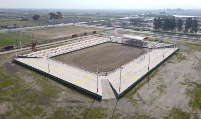 Nazilli, yılın büyük deve güreşi için hazır