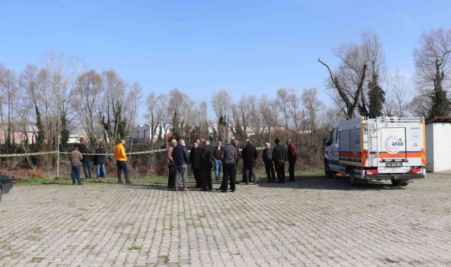 Nehir kenarında acı bekleyiş sürüyor