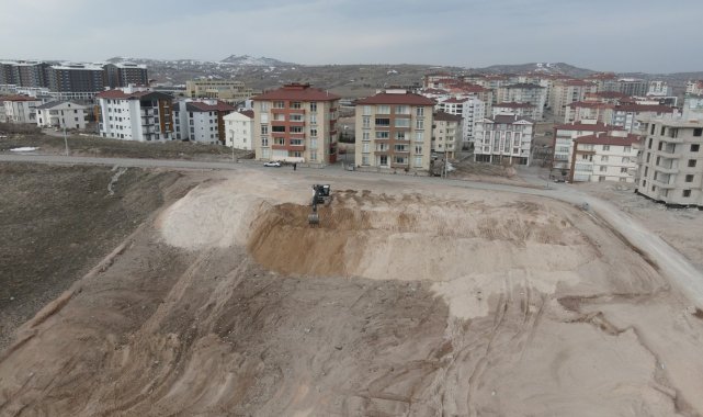 Nevşehir Belediyesi Cevher Dudayev Mahallesi'ne yeni park kazandırıyor