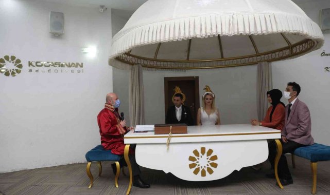 Nikah dairelerinde '02.02.2022' yoğunluğu