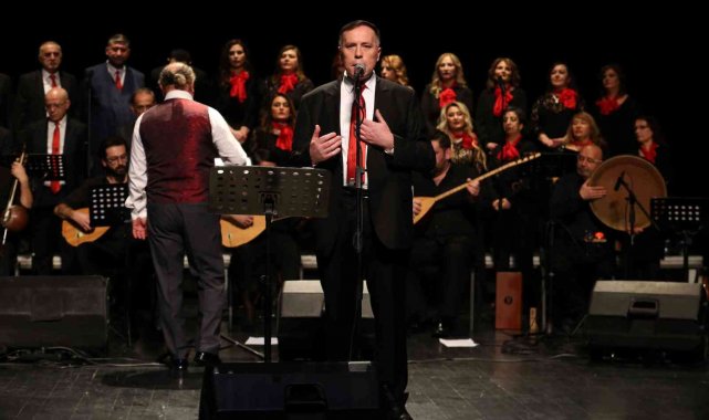 Nilüfer THM Korosu sevenleriyle kavuştu