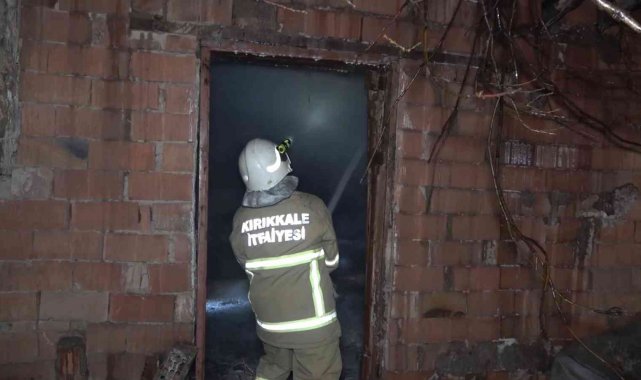 Odunluk yangını korkuttu