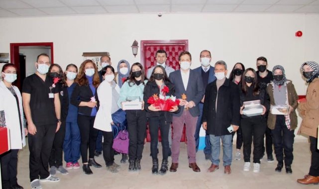 Öğrencilerden Evliya Çelebi Eğitim ve Araştırma Hastanesi'ne anlamlı ziyaret