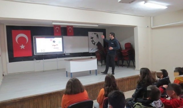 Okullarda siber suçlarla mücadele semineri verildi