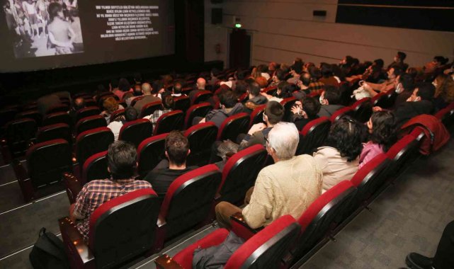Önce film izlediler sonra yönetmenle söyleştiler