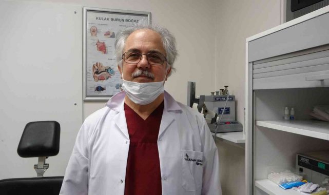 Op. Dr. Mahmut Haydar Ustaoğlu: "Covid genizde çoğalır, aşağıya doğru inerek hastalık yapar"