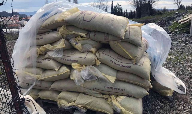 Ortaca'da 94 çuval gübreye el konuldu