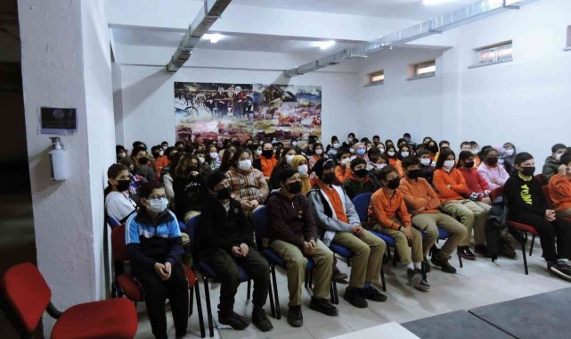 Ortaokul öğrencilerine &#039;SİBERAY&#039; anlatıldı