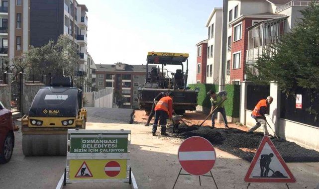 Osmangazi'de asfalt mesaisi devam ediyor