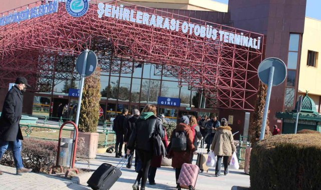 Otogar esnafının gözü kulağı üniversitelerin açılacağı tarihte