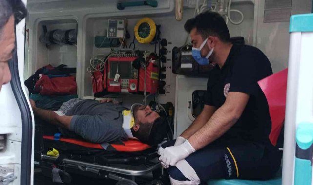 Otomobil ile hafif ticari araç çarpıştı: 1 yaralı