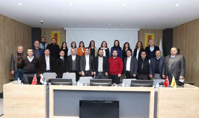 Özhan, emin adımlarla ilerliyor