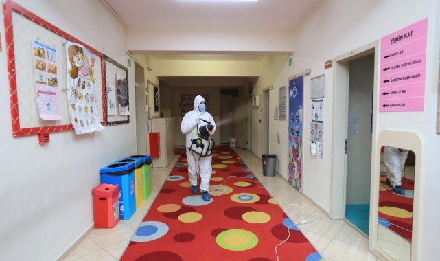 Pamukkale'de dezenfekte çalışmaları devam ediyor