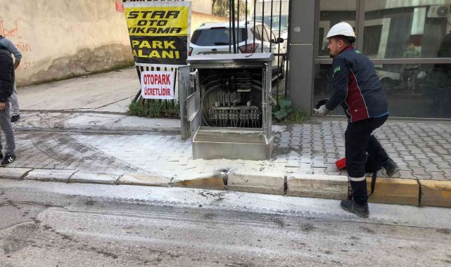 Patlayan trafo korkuttu