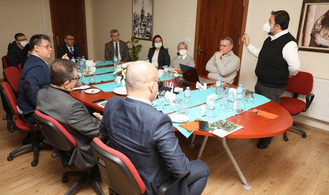 PAÜ'nün iktisatçıları iş dünyasına katkı için kolları sıvadı