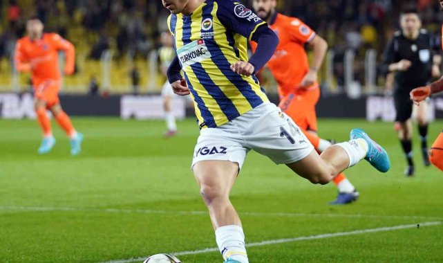 Pelkas ıslıklandı