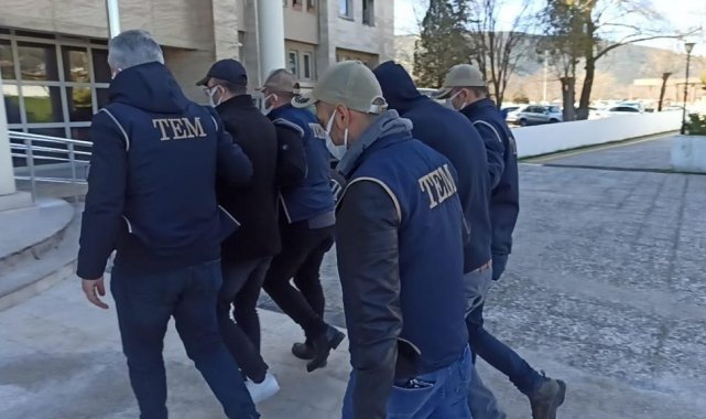 PKK terör örgütü üyeleri Yunanistan'a kaçarken yakalandı