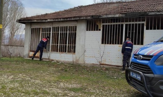 Polis ve jandarmadan "Düzensiz Göç ile Mücadeleye Yönelik Huzur" uygulaması