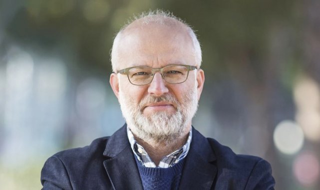 Prof. Dr. Kemal Sayar AKM'de 'aileyi' konuşacak