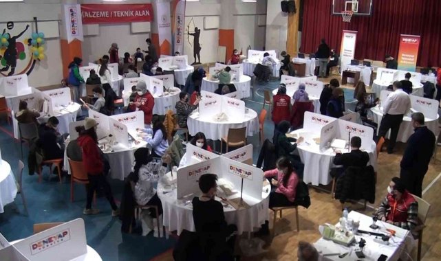 "Deneyap Teknoloji Atölyeleri" öğrencisi olabilmek için ter döktüler