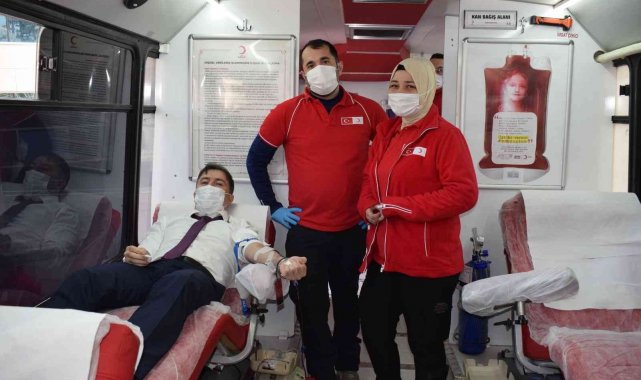 "İyi ki varsın kan dostum" kampanyasına Adliye personelinden destek