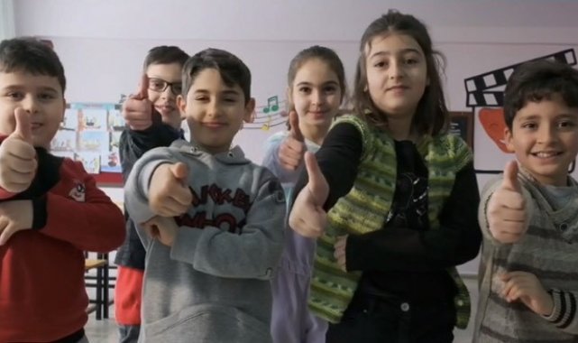 "Kitaplığımızı Biz Yaptık İçini Beraber Dolduralım" kampanyasına destek istendi