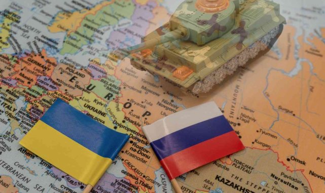 "Rusya-Ukrayna gerilimi NATO'nun stratejik yararınadır"