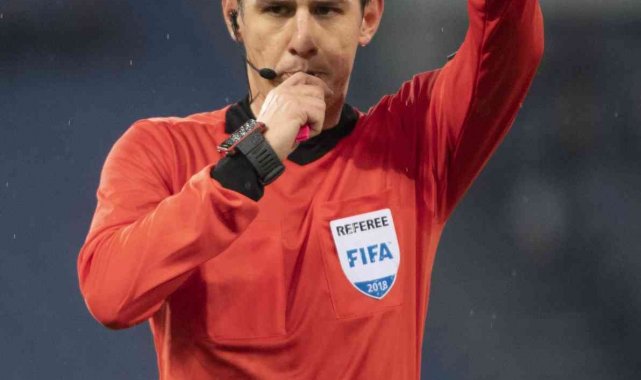 Real Betis - Zenit karşılaşmasında Halil Umut Meler düdük çalacak