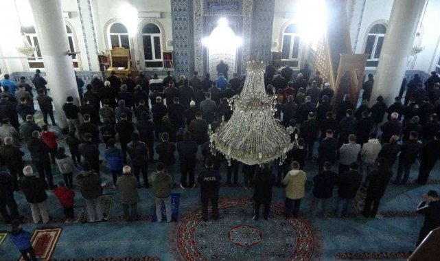 Regaip Kandili, Uşak'ta dualarla idrak edildi