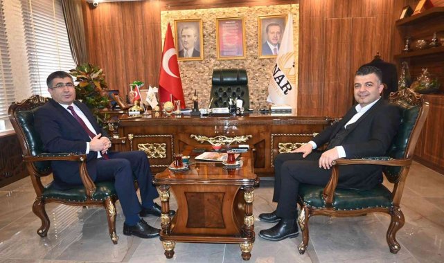 Rektör Aktekin'den Başkan Özçelik'e Ziyaret