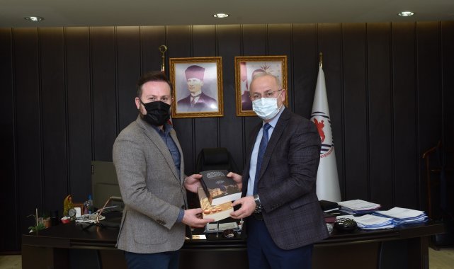 Rektör Ünal: "Akademik yayınlar, üniversitemizin daha rekabetçi bir pozisyona ulaşmasında kilometre taşlarından biri olacak"