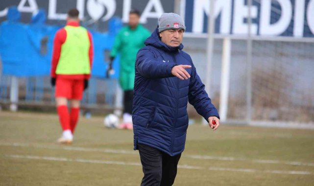 Rıza Çalımbay'dan taraftara çağrı: "Stadyuma gelin"