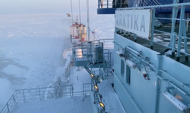 Rosatomflot, küçük buz sınıfı gemi konvoyuna yaptığı doğu-batı refakatini tamamladı